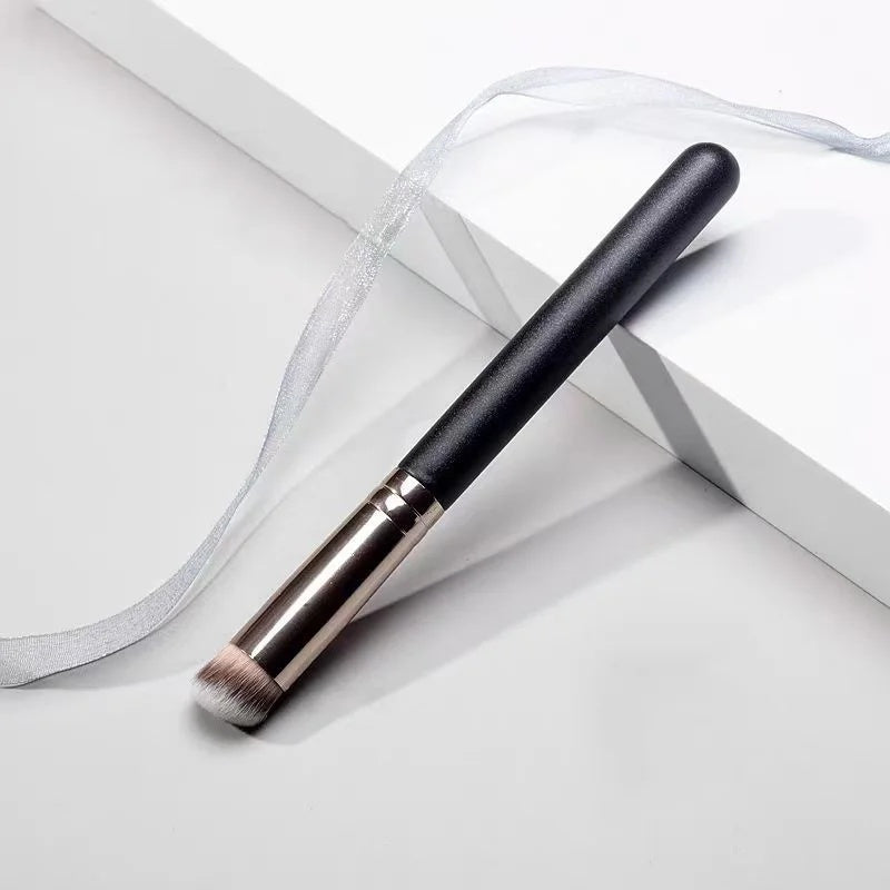 Foundation Concealer Brush, Premium Contour Blusher Brushes, Flawless Under Eye Dense Face Makeup Brush For Blending BAZONA