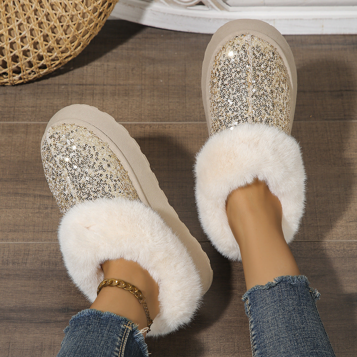 Fashion Sequined Thick-soled Plush Shoes Winter Indoor And Outdoor Casual Warm Slippers Women Garden House Shoes BAZONA