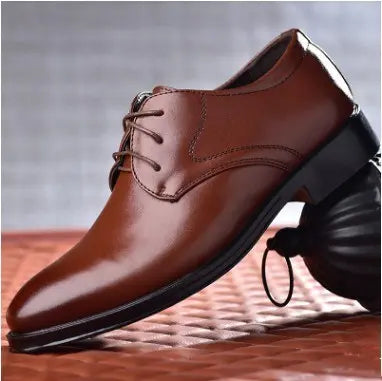 Black Shoes With Pointed Toe For Men - bazona.com