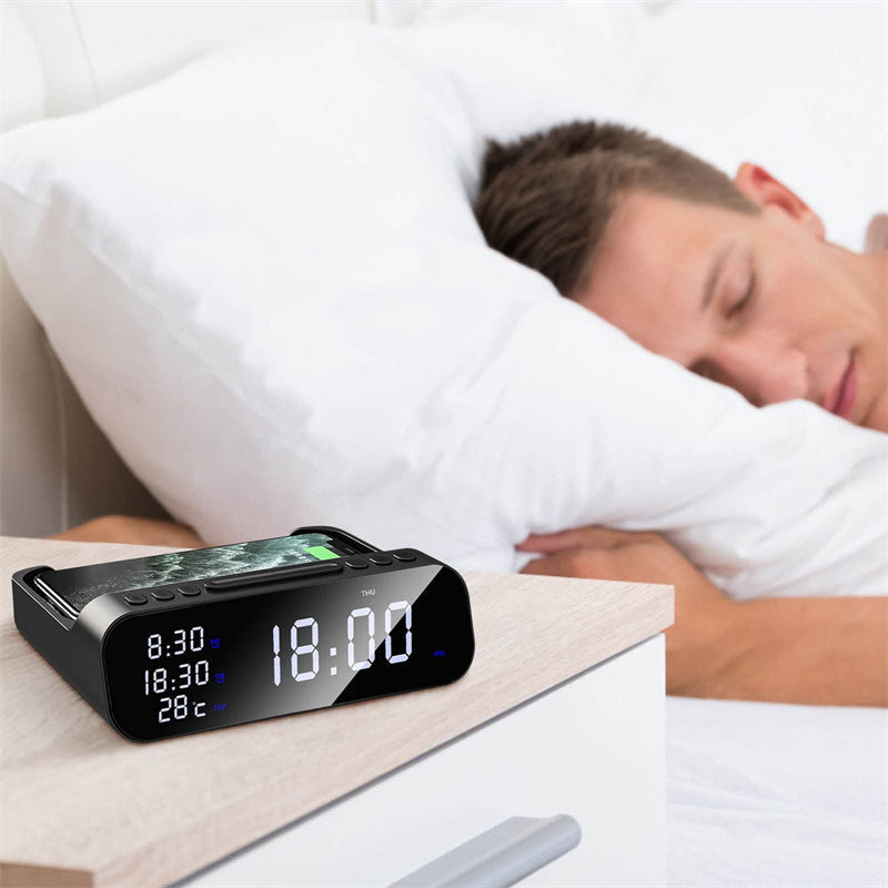 15W Three-in-one Wireless Charger Temperature Tester Multi Alarm Clock Fast Charging Mobile Phone Usb Charger Charging Station BAZONA
